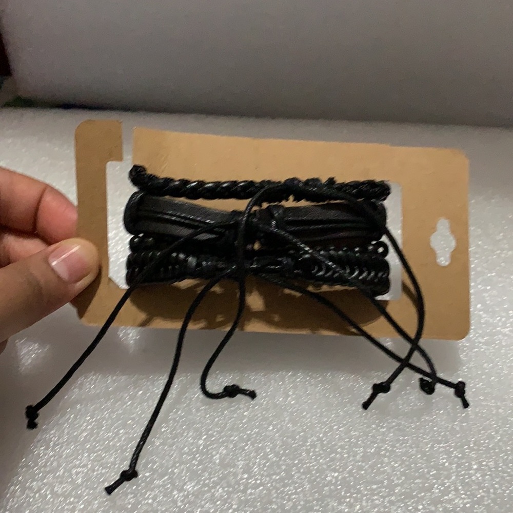 4pcs Braided wrap Leather band / bracelet - Picture 6 of 7